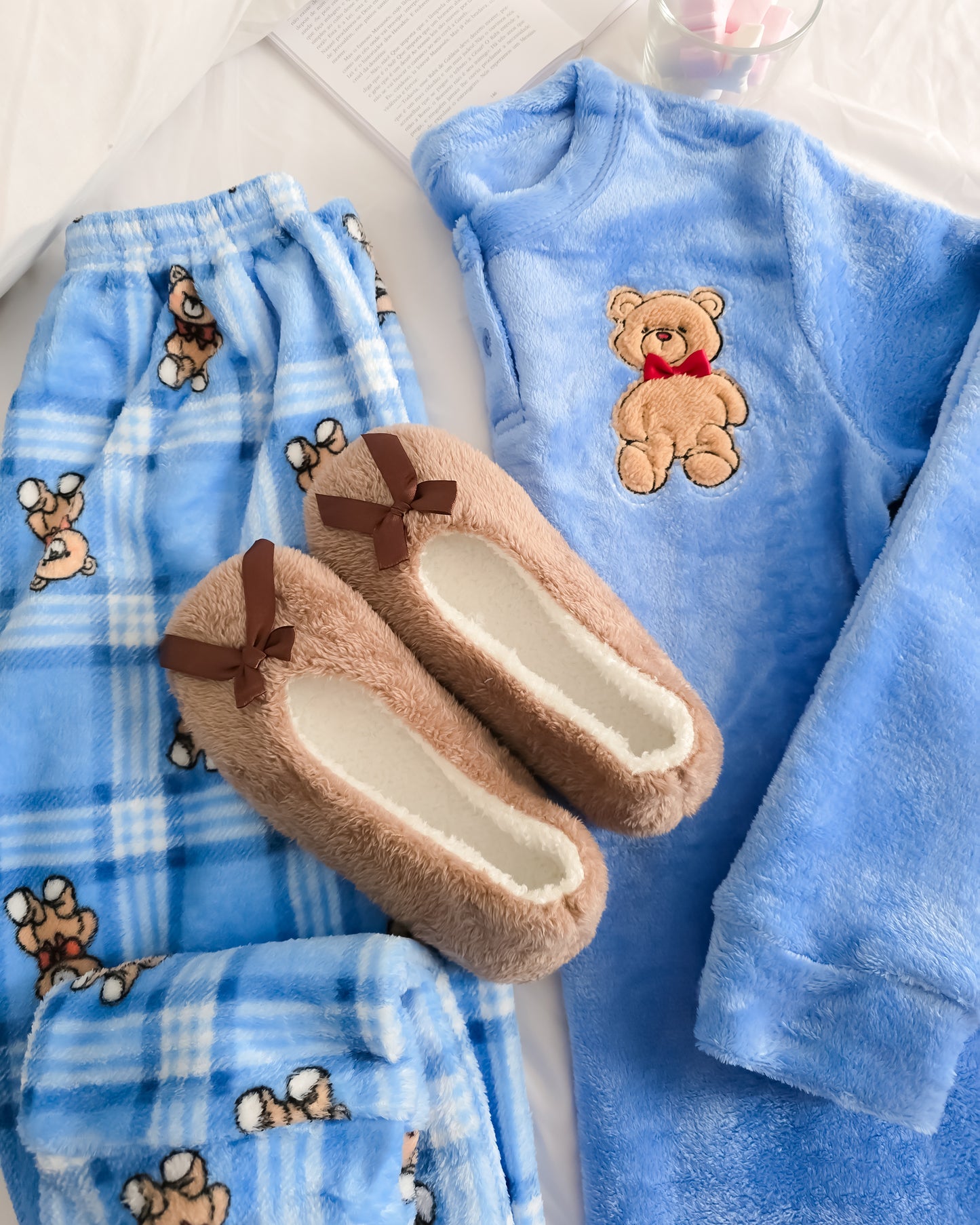 PIJAMA COZY BLUE + OFERTA PANTUFAS
