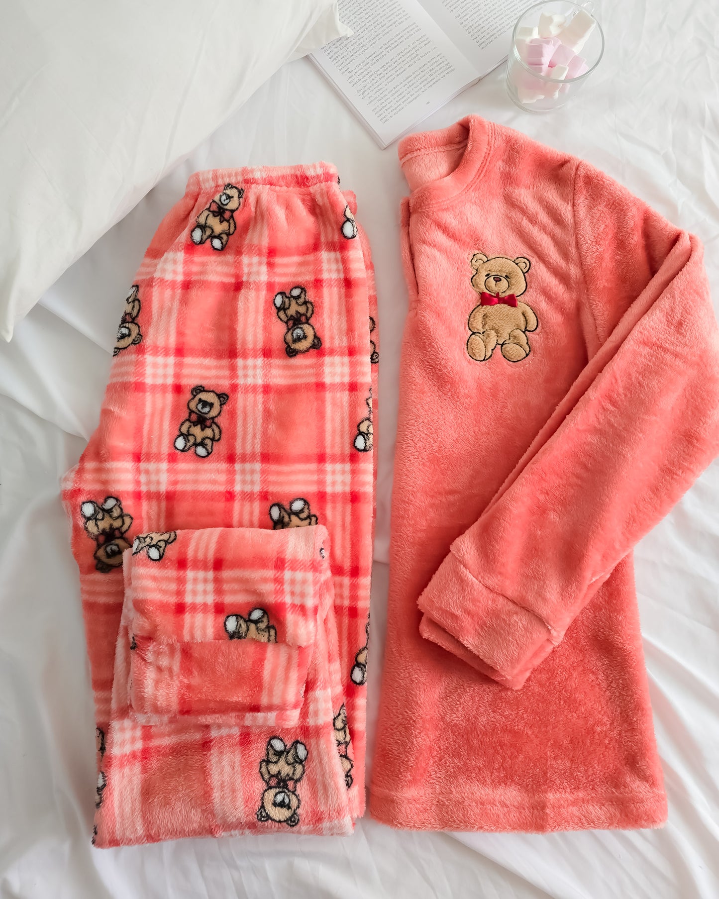 PIJAMA COZY CORAL + OFERTA PANTUFAS