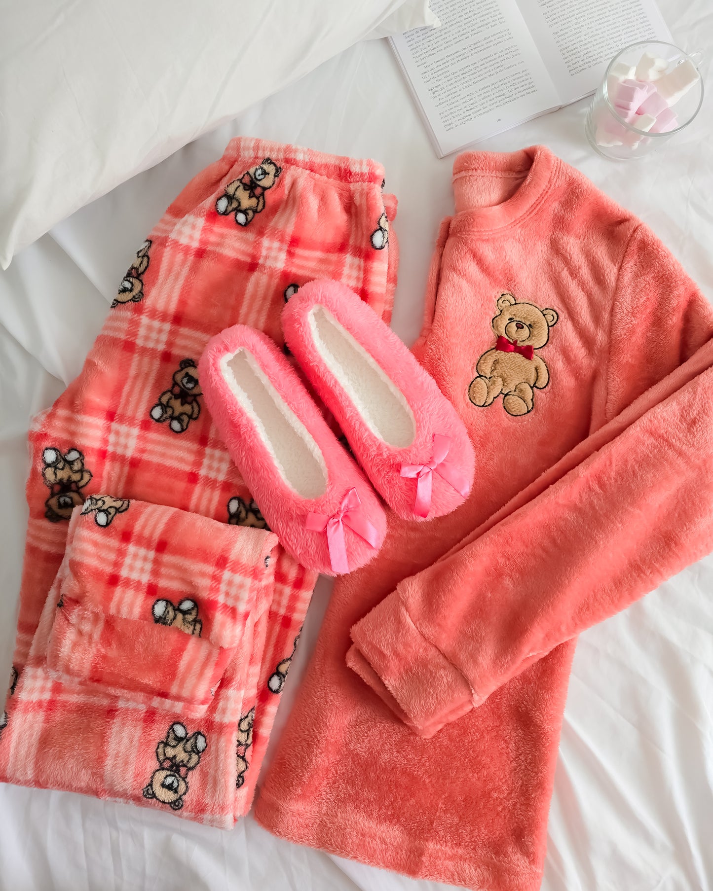 PIJAMA COZY CORAL + OFERTA PANTUFAS