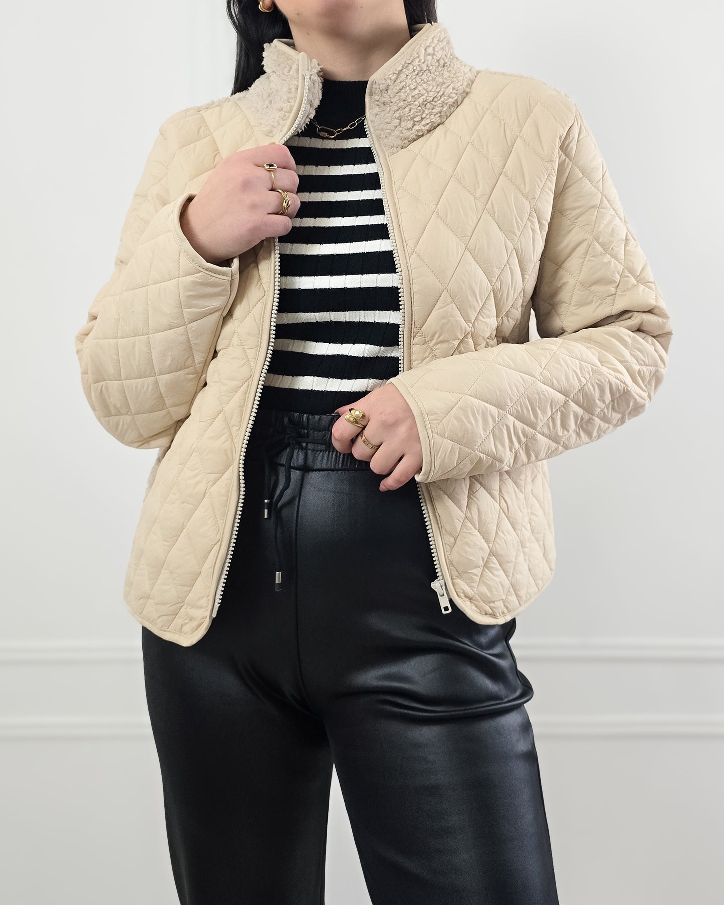 KISPO COM PELO BEIGE