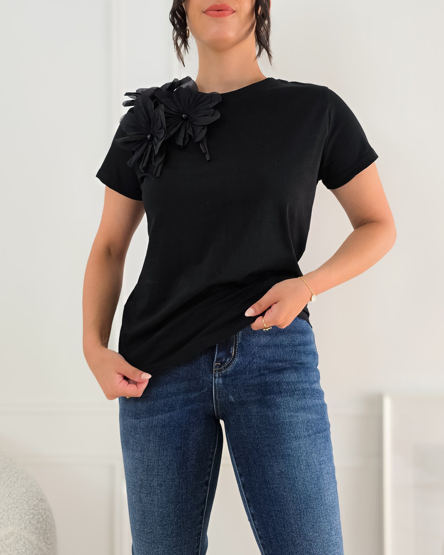 T-SHIRT FLOWER BLACK