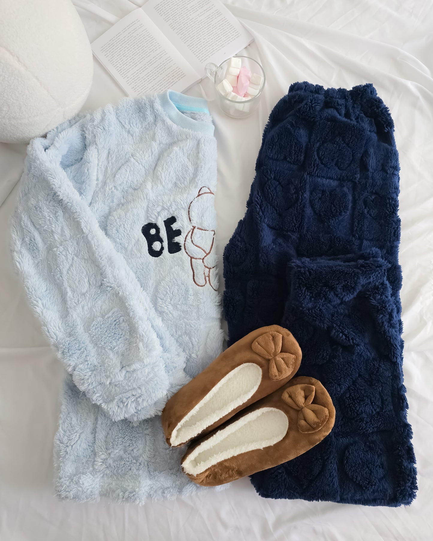 PIJAMA JANE BLUE + OFERTA PANTUFAS