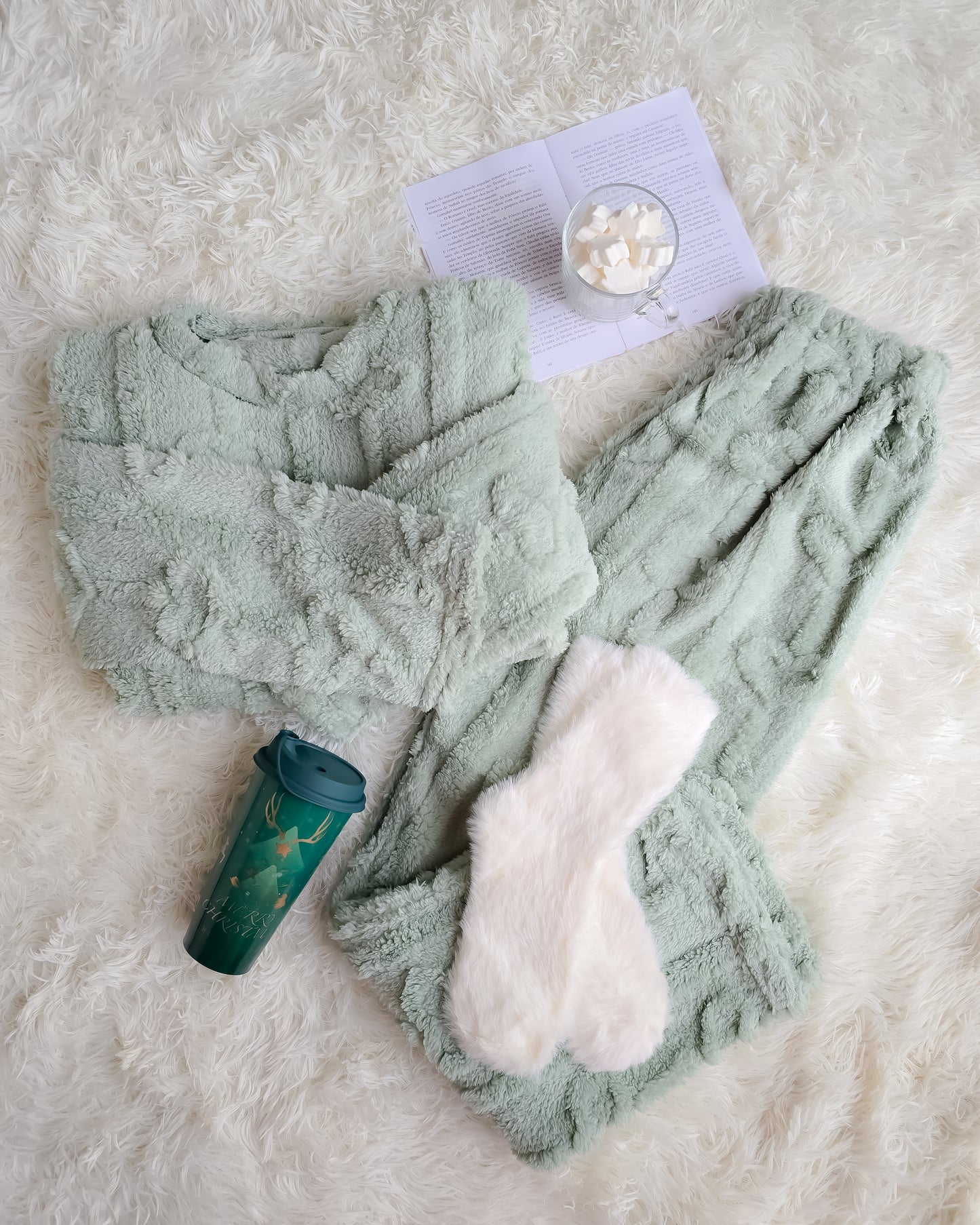 PIJAMA CORAÇÃO VERDE + meias + copo de Natal