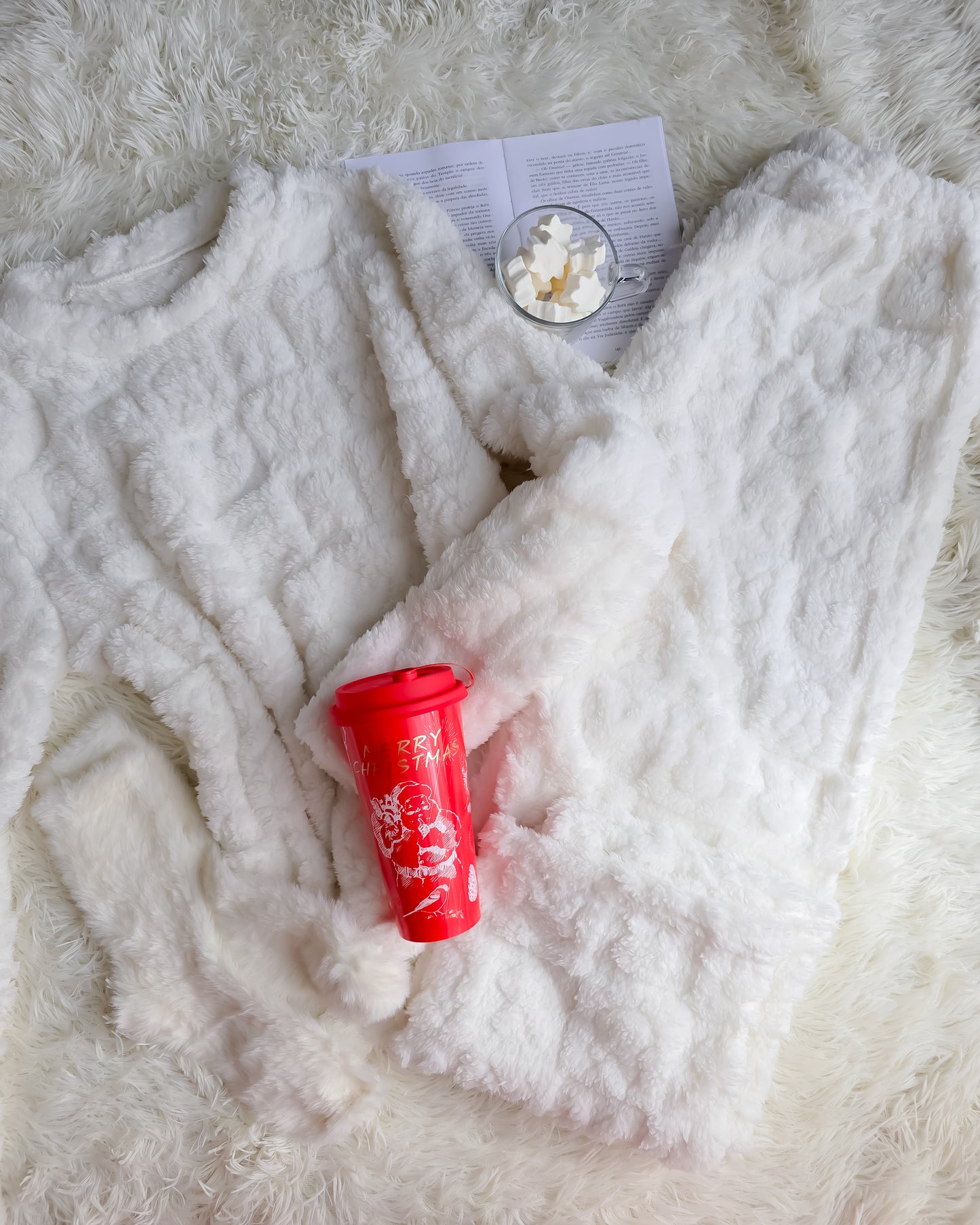 PIJAMA BUNNIES BRANCO + meias + copo de Natal