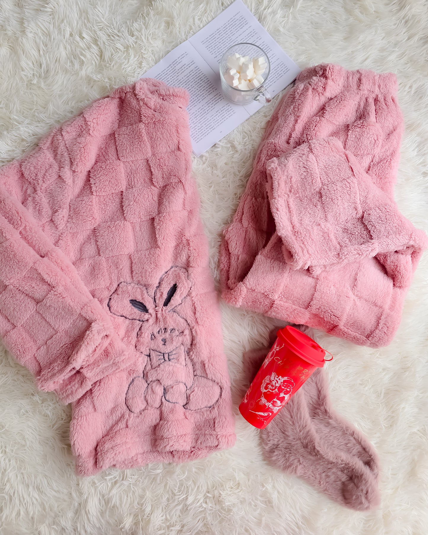 PIJAMA COELHO ROSA + meias + copo de Natal