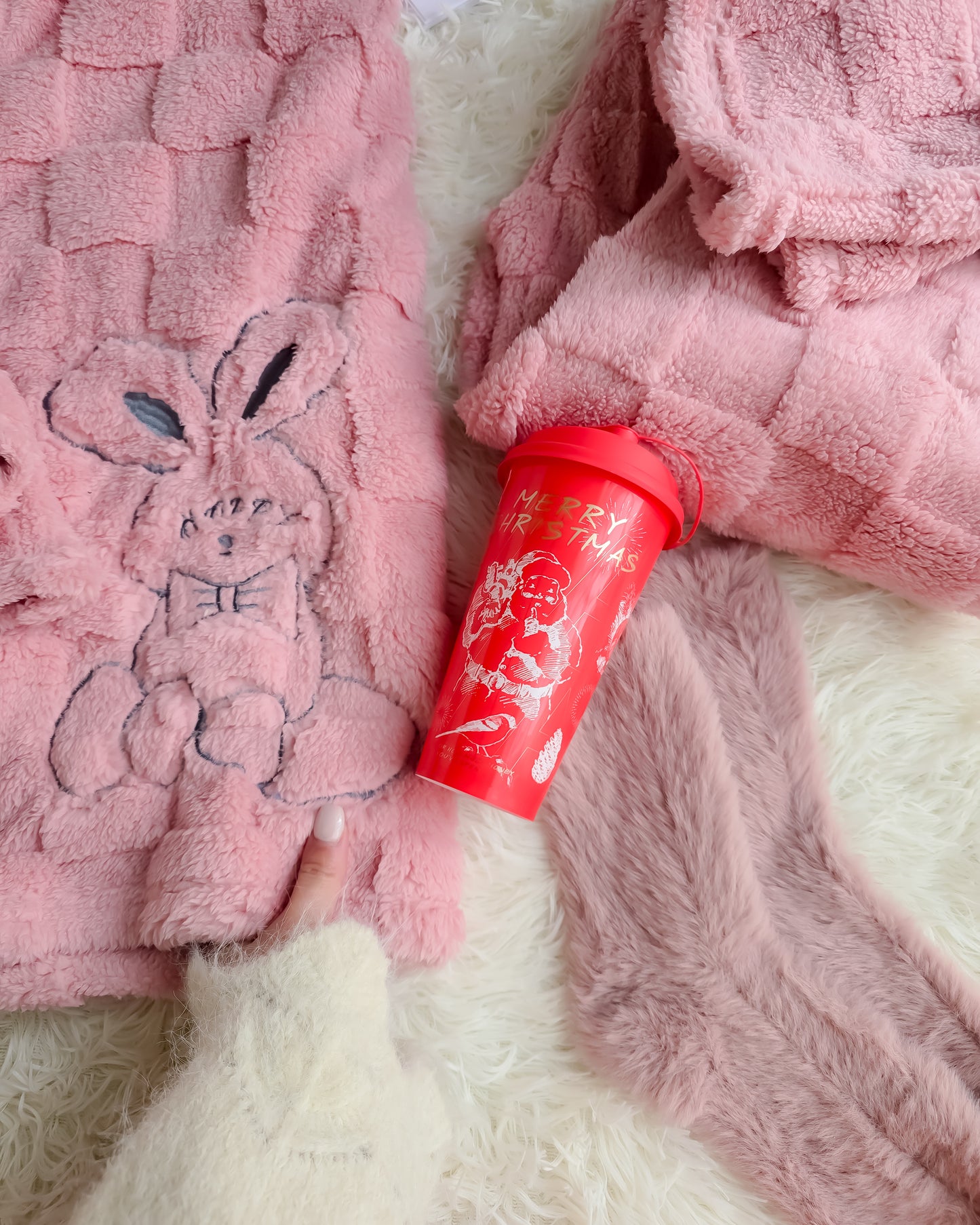 PIJAMA COELHO ROSA + meias + copo de Natal