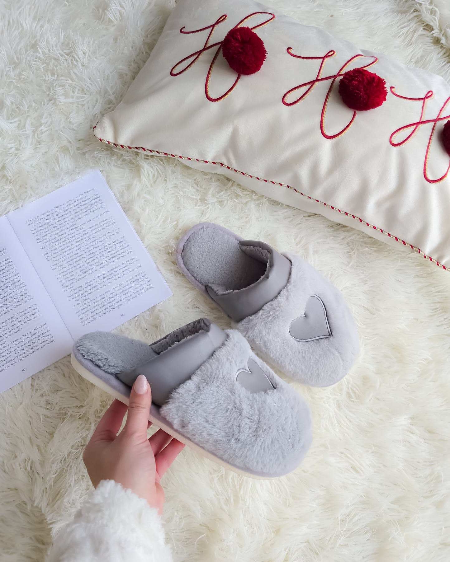 CHINELOS CORAÇÃO CINZA