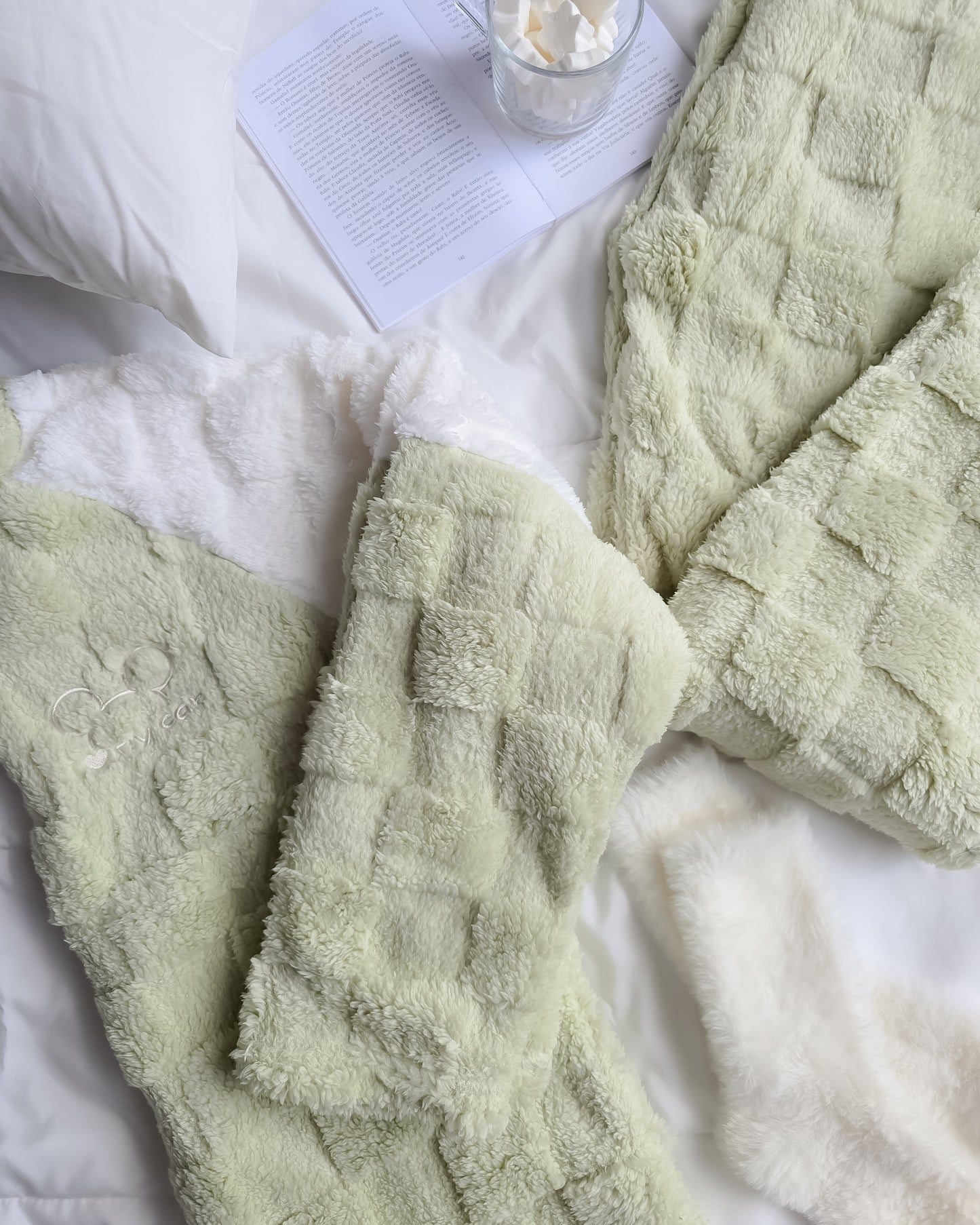 PIJAMA CAT VERDE + OFERTA meias