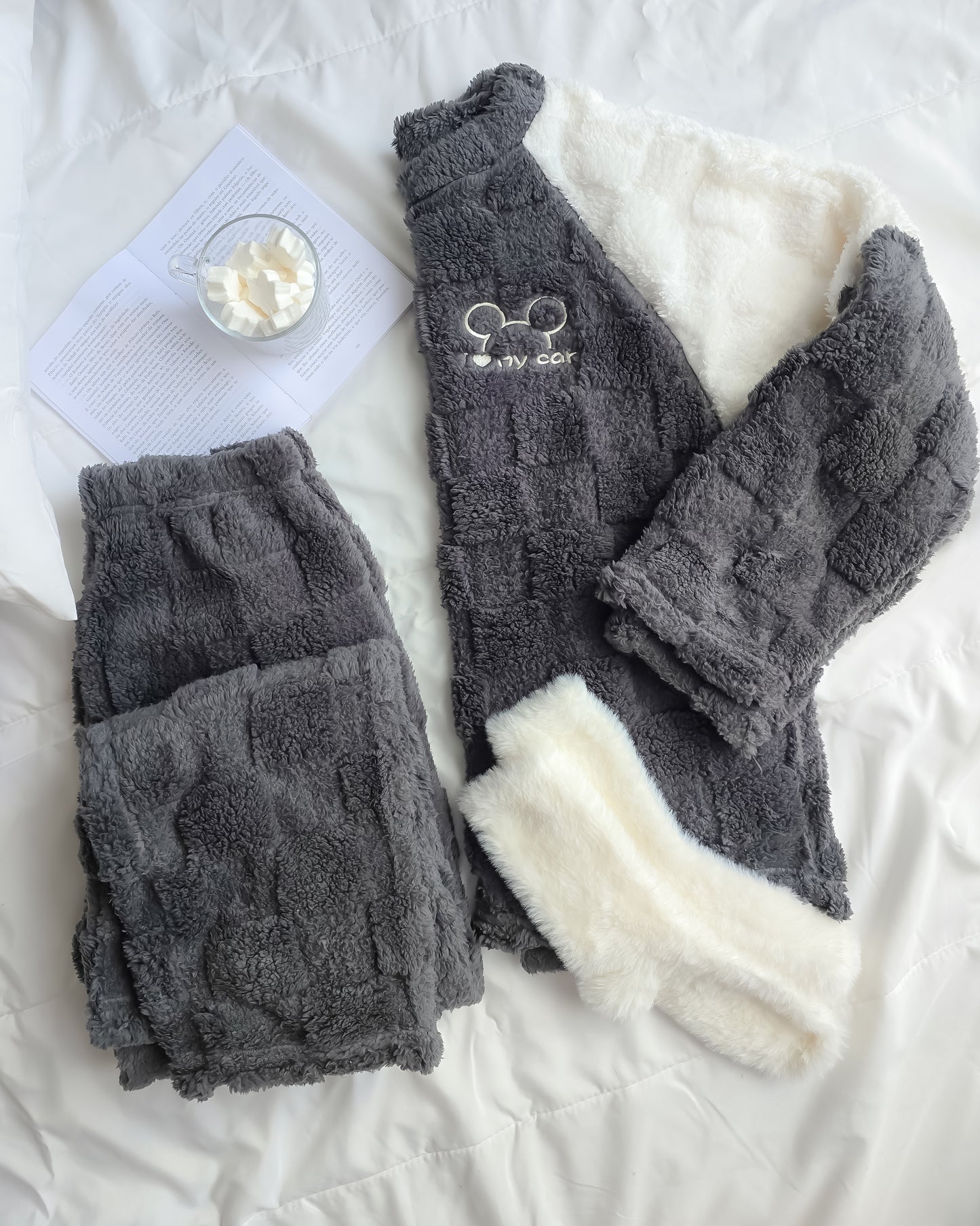 PIJAMA CAT CINZA + OFERTA meias