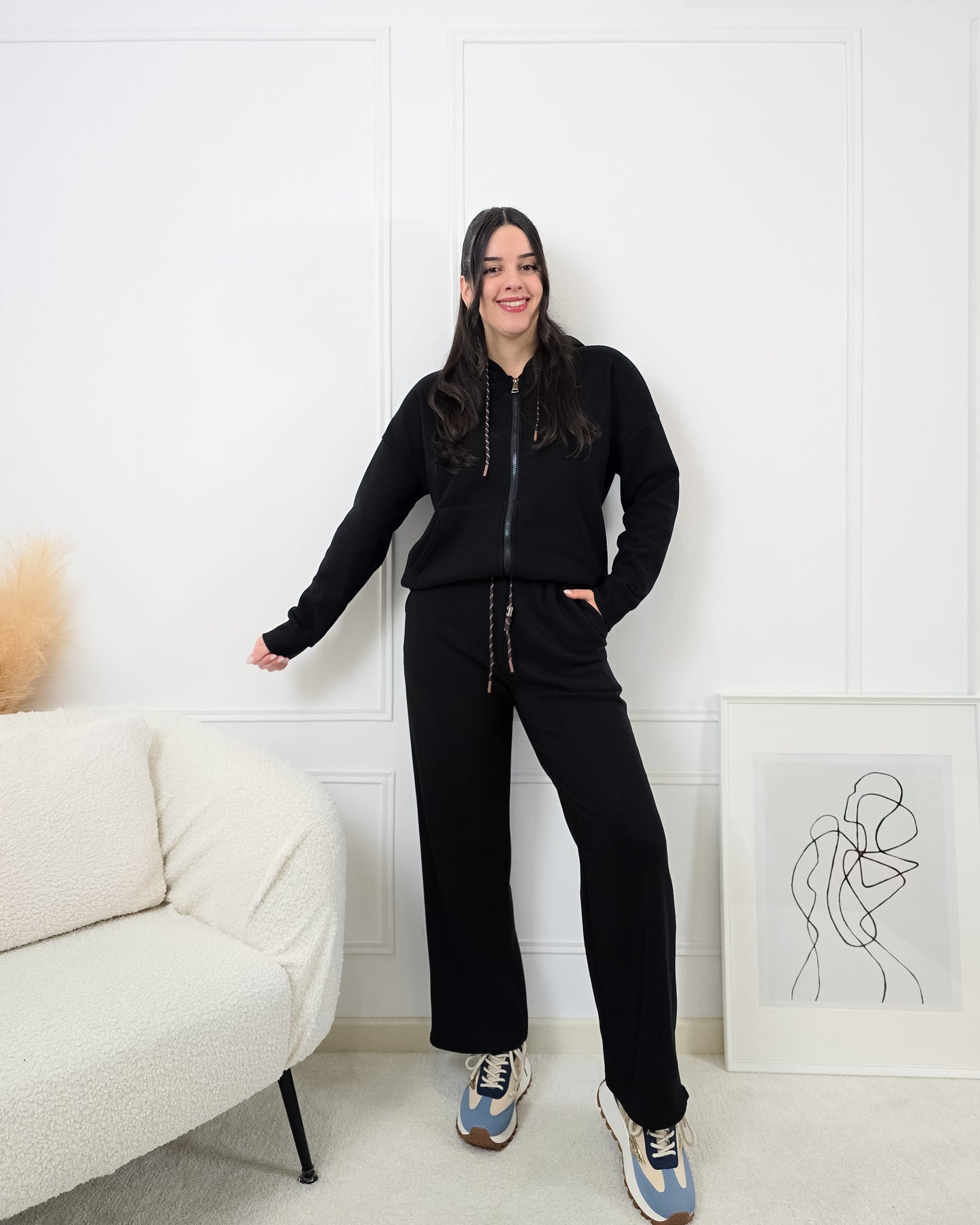 FATO DE TREINO CARDADO PRETO