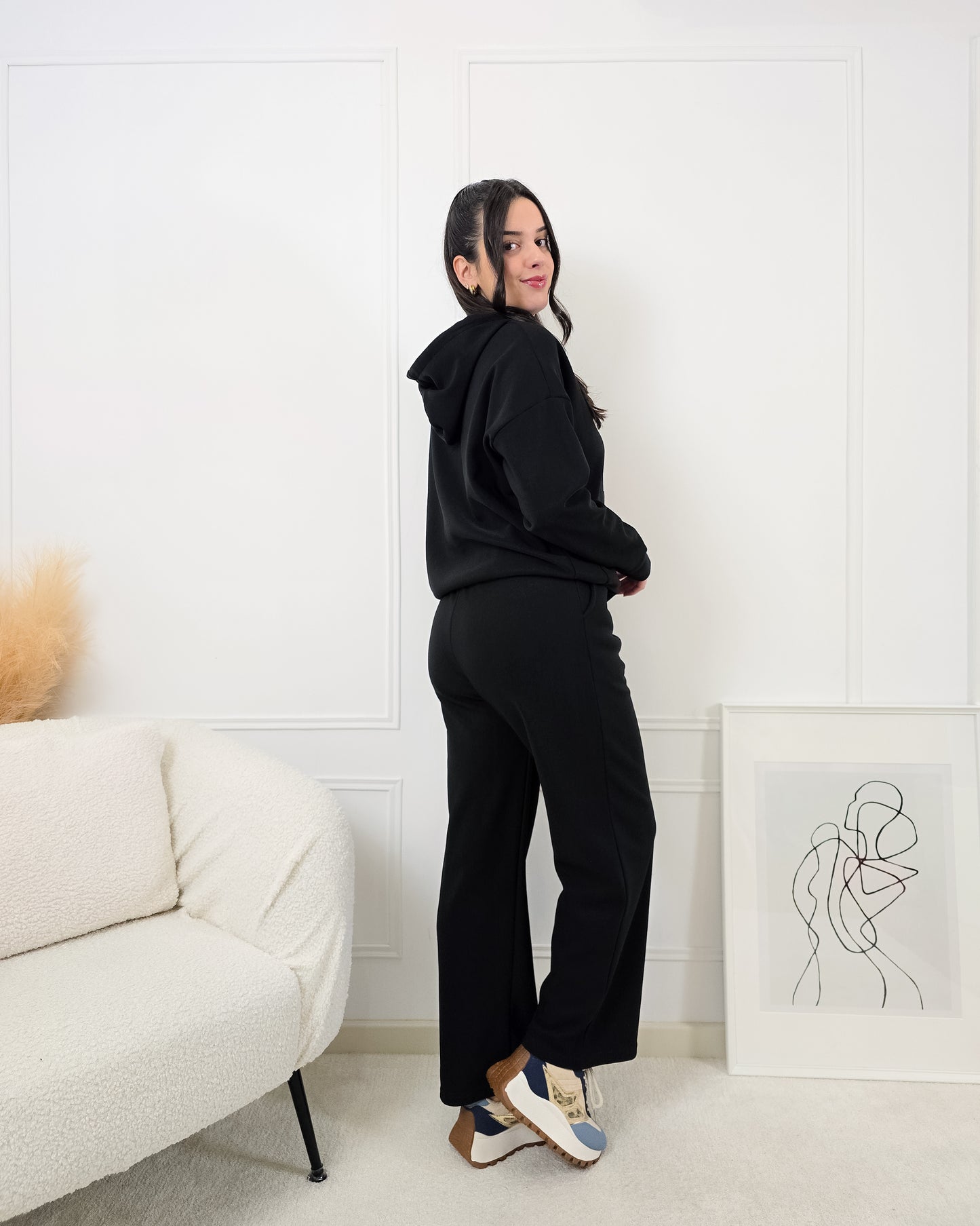 FATO DE TREINO CARDADO PRETO