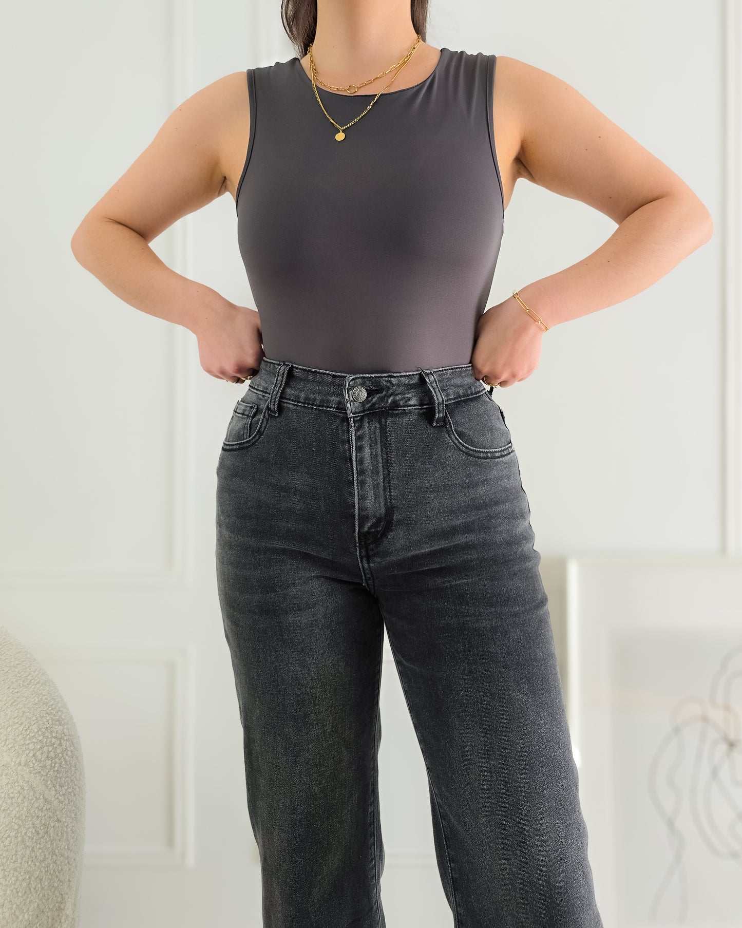 BODY CARLOTA CINZA